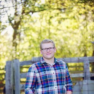 Meet your Posher, Kade